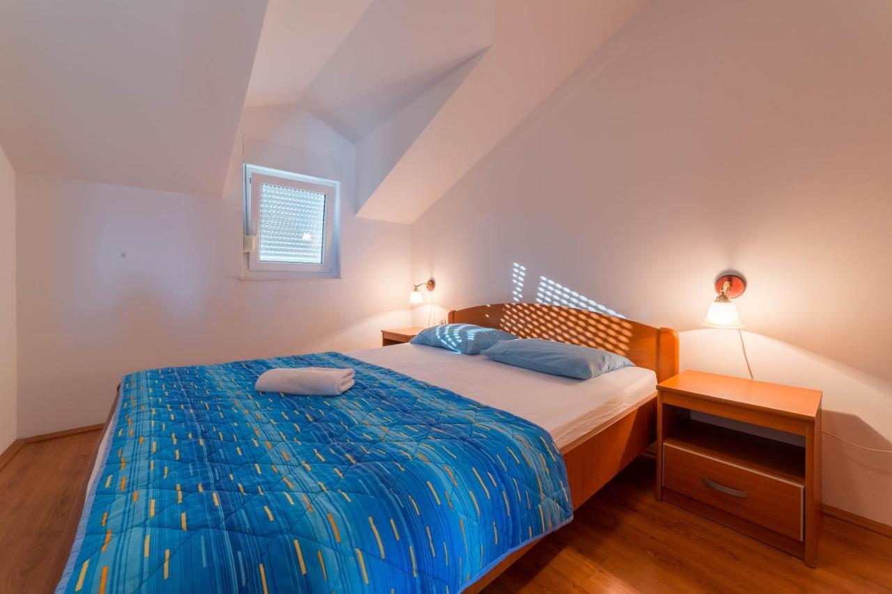 Apartments Lovas Vodice Exterior foto